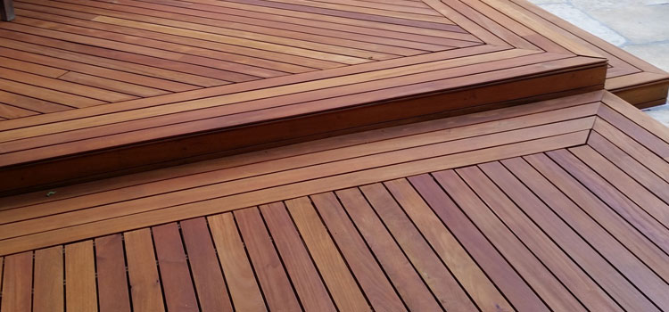 Redwood Decking Material in Acton, CA